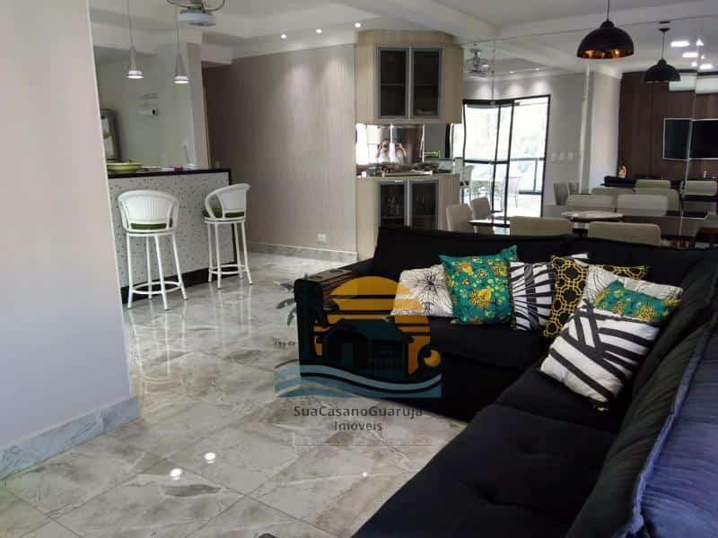 Apartamento à venda no bairro Pitangueiras em Guarujá/SP