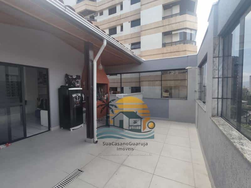 Apartamento à venda no bairro Vila Alzira em Guarujá/SP