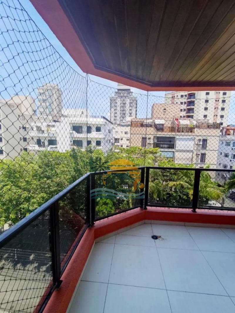 Apartamento para alugar no bairro Enseada em Guarujá/SP