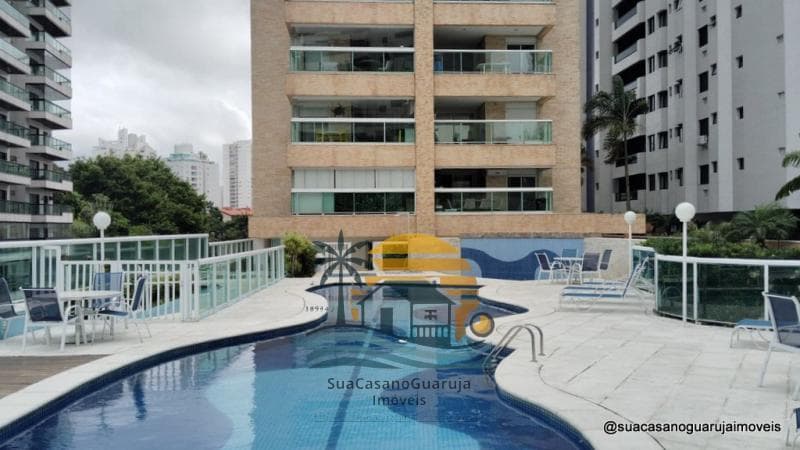 Apartamento à venda no bairro Jardim Astúrias em Guarujá/SP