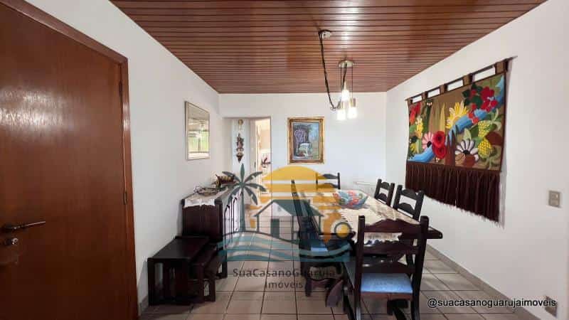 Apartamento à venda no bairro Sorocotuba em Guarujá/SP