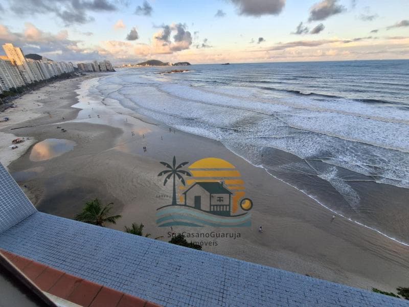 Apartamento à venda no bairro Vila Alzira em Guarujá/SP