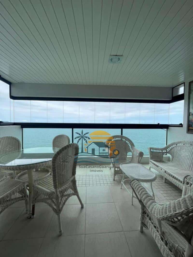 Apartamento para alugar no bairro Pitangueiras em Guarujá/SP