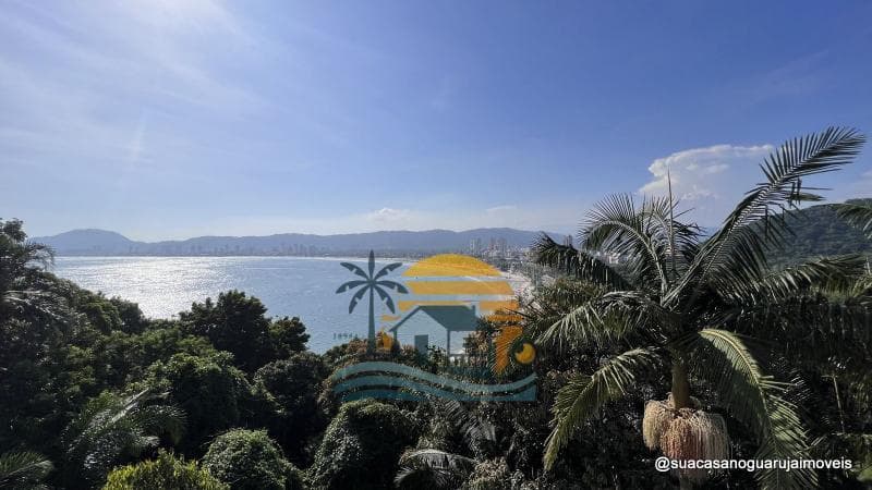Casa à venda no bairro Peninsula em Guarujá/SP