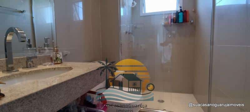 Apartamento à venda no bairro Parque Enseada em Guarujá/SP