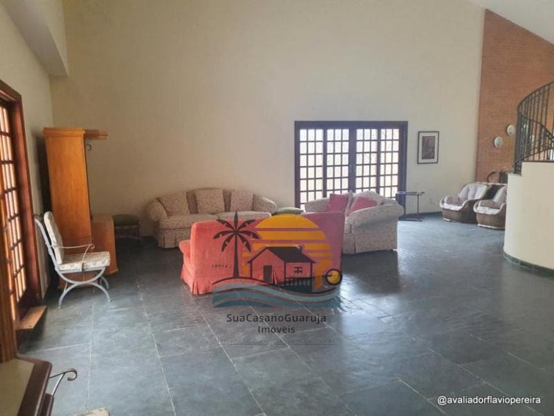 Casa à venda no bairro Jardim Acapulco em Guarujá/SP
