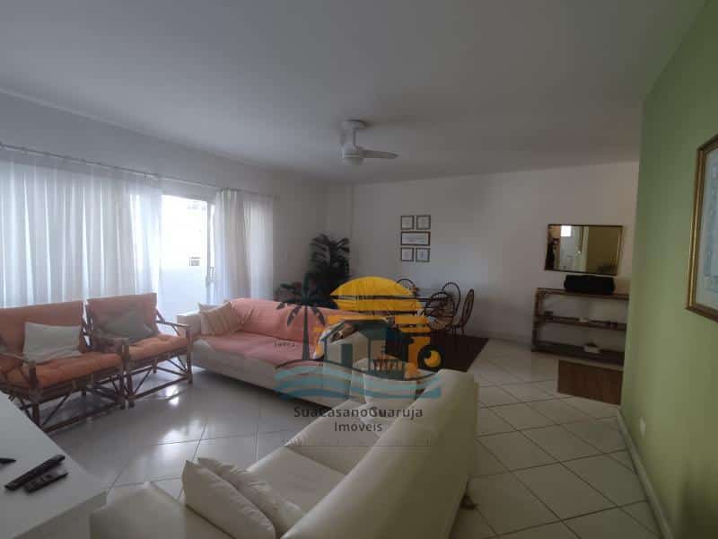 Apartamento à venda no bairro Vila Alzira em Guarujá/SP