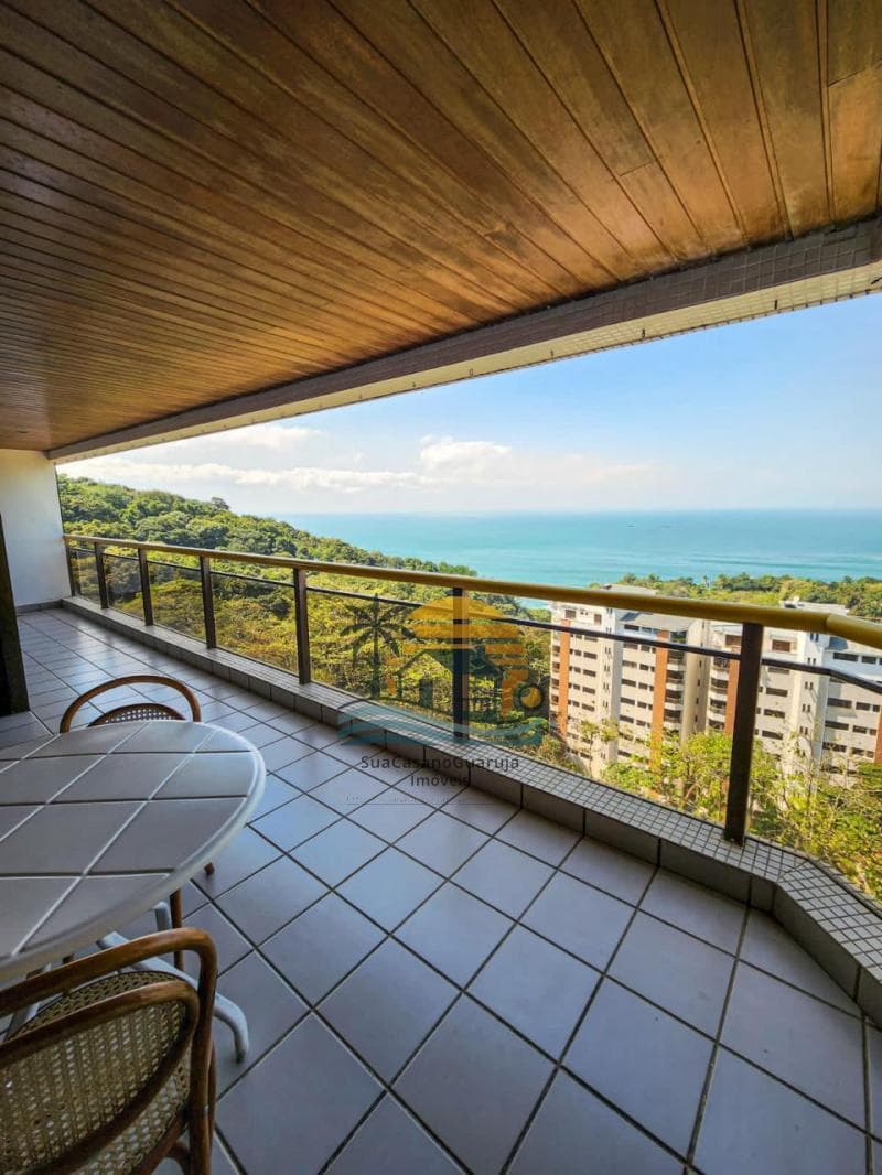 Apartamento à venda no bairro Morro Sorocotuba em Guarujá/SP