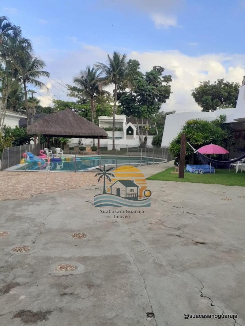 Casa à venda no bairro Acapulco em Guarujá/SP