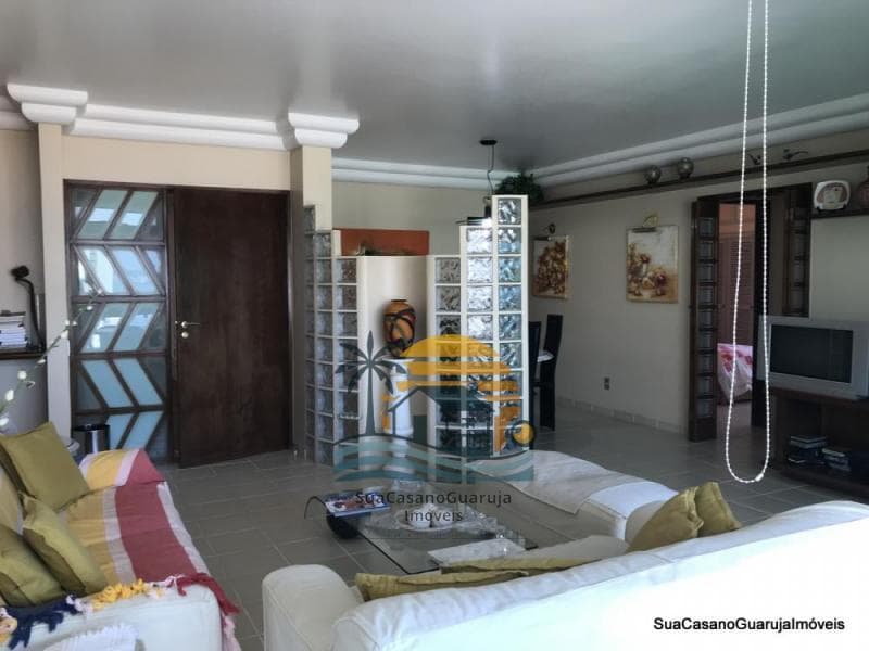 Apartamento à venda no bairro Parque Enseada em Guarujá/SP
