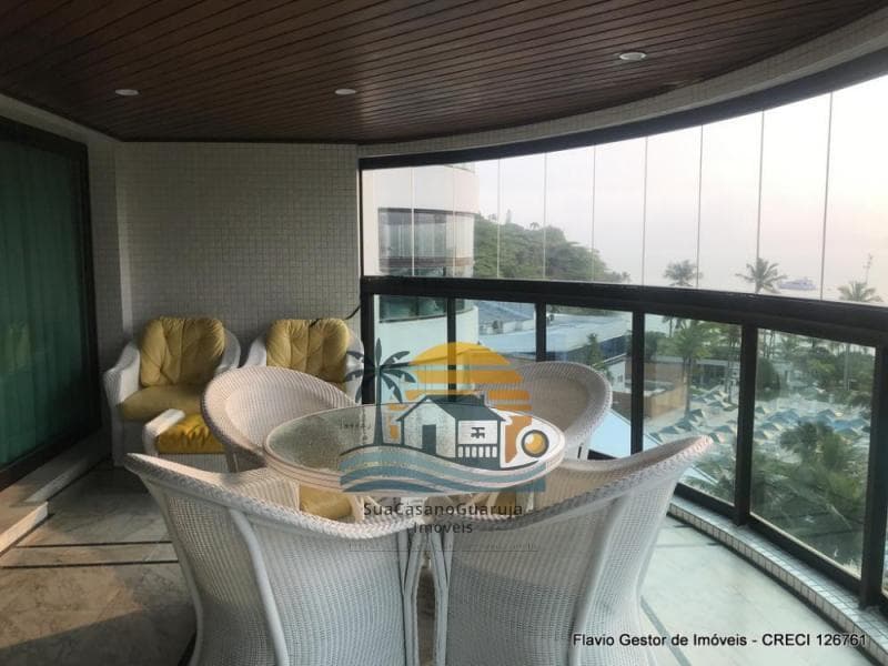 Apartamento à venda no bairro Parque Enseada em Guarujá/SP