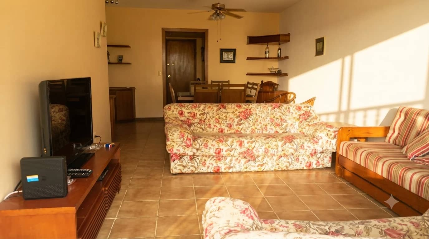 Apartamento no Edifício Ilha de Itamaracá, Praia da Enseada, Guarujá — 3 Dormitórios, 130 m² e 2 Vagas
